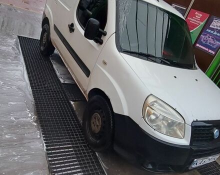 Білий Фіат Добло, об'ємом двигуна 1.2 л та пробігом 500 тис. км за 2950 $, фото 3 на Automoto.ua