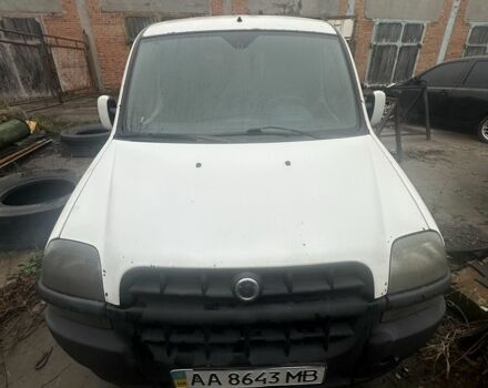 Белый Фиат Добло, объемом двигателя 1.6 л и пробегом 360 тыс. км за 2000 $, фото 1 на Automoto.ua