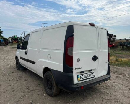 Белый Фиат Добло, объемом двигателя 1.9 л и пробегом 399 тыс. км за 2300 $, фото 2 на Automoto.ua