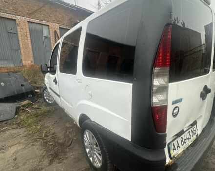 Белый Фиат Добло, объемом двигателя 1.6 л и пробегом 360 тыс. км за 2000 $, фото 2 на Automoto.ua