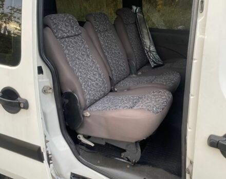 Фіат Добло 2008 у Петропавлівська Борщагівка на Automoto.ua Білий Фіат Добло, об'ємом двигуна 1.9 л та пробігом 250 тис. км за 4500 $, фото 9 на Automoto.ua