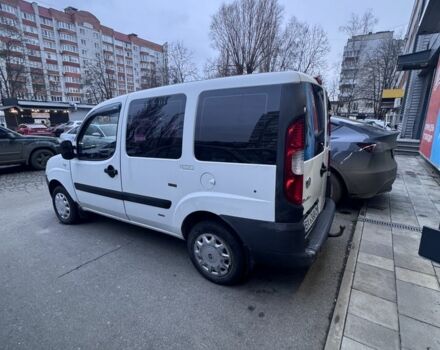 Білий Фіат Добло, об'ємом двигуна 1.4 л та пробігом 250 тис. км за 3000 $, фото 4 на Automoto.ua