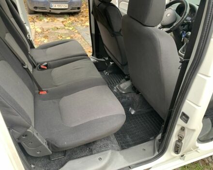 Білий Фіат Добло, об'ємом двигуна 1.3 л та пробігом 221 тис. км за 4999 $, фото 8 на Automoto.ua