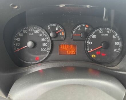 Белый Фиат Добло, объемом двигателя 1.9 л и пробегом 255 тыс. км за 5100 $, фото 4 на Automoto.ua