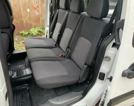 Білий Фіат Добло, об'ємом двигуна 1.3 л та пробігом 221 тис. км за 4999 $, фото 6 на Automoto.ua