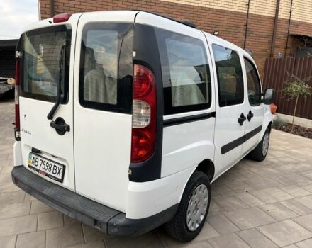 Белый Фиат Добло, объемом двигателя 1.9 л и пробегом 80 тыс. км за 3999 $, фото 7 на Automoto.ua