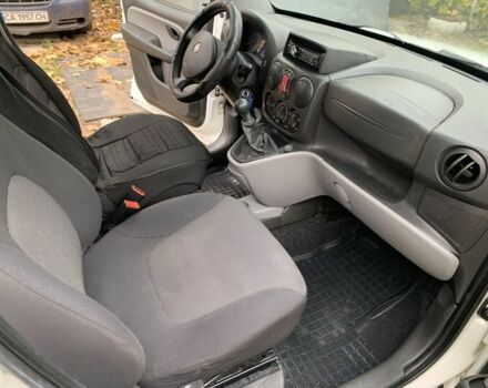 Білий Фіат Добло, об'ємом двигуна 1.3 л та пробігом 221 тис. км за 4999 $, фото 10 на Automoto.ua