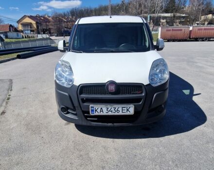 Белый Фиат Добло, объемом двигателя 1.2 л и пробегом 234 тыс. км за 4500 $, фото 5 на Automoto.ua