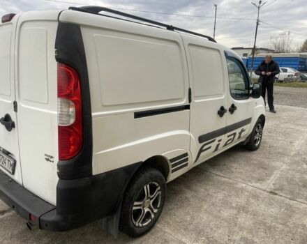 Белый Фиат Добло, объемом двигателя 1.2 л и пробегом 320 тыс. км за 3700 $, фото 4 на Automoto.ua