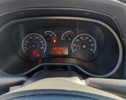 Белый Фиат Добло, объемом двигателя 1.2 л и пробегом 234 тыс. км за 4500 $, фото 9 на Automoto.ua