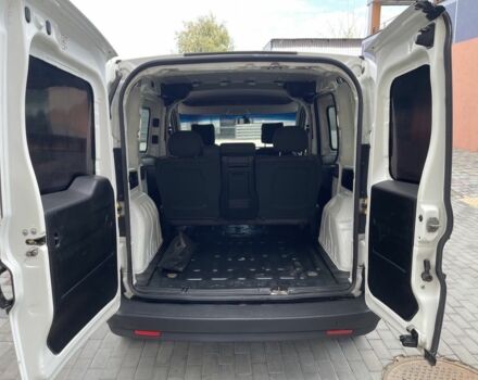 Белый Фиат Добло, объемом двигателя 1.2 л и пробегом 199 тыс. км за 4599 $, фото 8 на Automoto.ua