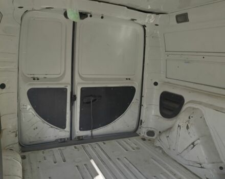 Білий Фіат Добло, об'ємом двигуна 1.4 л та пробігом 245 тис. км за 3800 $, фото 7 на Automoto.ua