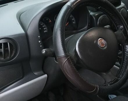 Белый Фиат Добло, объемом двигателя 1.4 л и пробегом 364 тыс. км за 3800 $, фото 12 на Automoto.ua