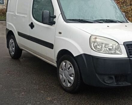 Белый Фиат Добло, объемом двигателя 1.4 л и пробегом 364 тыс. км за 3800 $, фото 2 на Automoto.ua