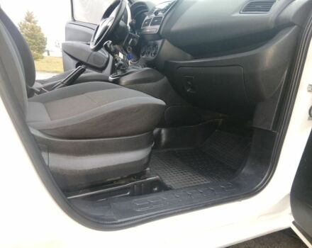 Белый Фиат Добло, объемом двигателя 1.2 л и пробегом 285 тыс. км за 3999 $, фото 9 на Automoto.ua