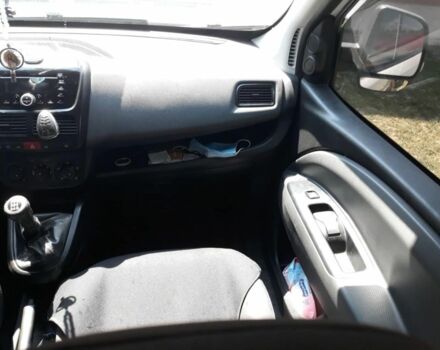 Білий Фіат Добло, об'ємом двигуна 1.3 л та пробігом 160 тис. км за 6300 $, фото 4 на Automoto.ua