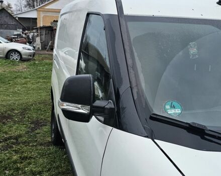 Белый Фиат Добло, объемом двигателя 1.6 л и пробегом 230 тыс. км за 5600 $, фото 3 на Automoto.ua