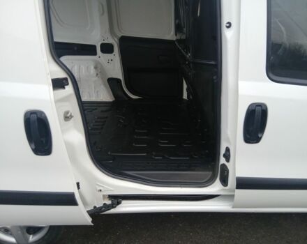 Белый Фиат Добло, объемом двигателя 1.2 л и пробегом 285 тыс. км за 3999 $, фото 13 на Automoto.ua