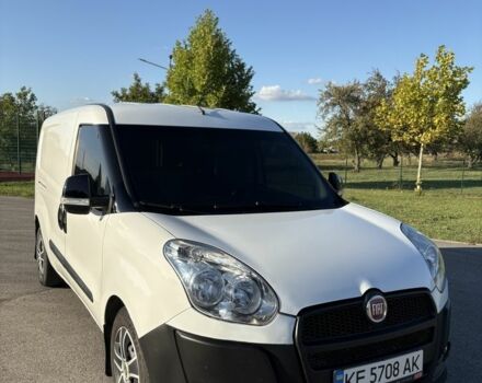 Белый Фиат Добло, объемом двигателя 1.2 л и пробегом 309 тыс. км за 5000 $, фото 2 на Automoto.ua