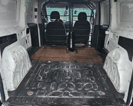 Белый Фиат Добло, объемом двигателя 1.6 л и пробегом 230 тыс. км за 5600 $, фото 6 на Automoto.ua