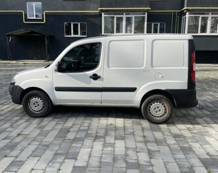 Белый Фиат Добло, объемом двигателя 1.4 л и пробегом 165 тыс. км за 4200 $, фото 1 на Automoto.ua