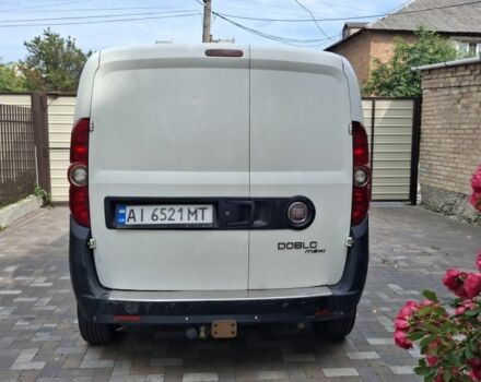 Белый Фиат Добло, объемом двигателя 1.6 л и пробегом 302 тыс. км за 6300 $, фото 7 на Automoto.ua