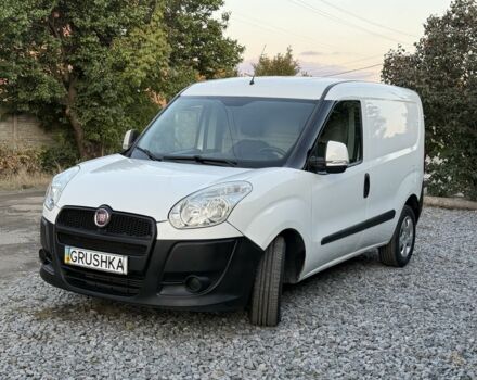 Белый Фиат Добло, объемом двигателя 1.3 л и пробегом 186 тыс. км за 5800 $, фото 3 на Automoto.ua