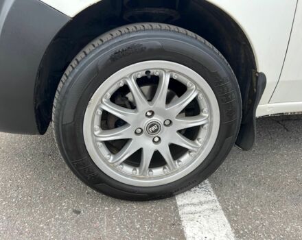 Белый Фиат Добло, объемом двигателя 1.4 л и пробегом 138 тыс. км за 5300 $, фото 2 на Automoto.ua