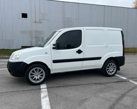 Белый Фиат Добло, объемом двигателя 1.4 л и пробегом 138 тыс. км за 5300 $, фото 1 на Automoto.ua