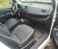 Белый Фиат Добло, объемом двигателя 1.2 л и пробегом 240 тыс. км за 2500 $, фото 3 на Automoto.ua
