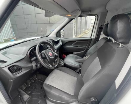 Белый Фиат Добло, объемом двигателя 1.6 л и пробегом 177 тыс. км за 9400 $, фото 7 на Automoto.ua