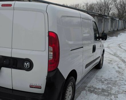 Белый Фиат Добло, объемом двигателя 2.4 л и пробегом 110 тыс. км за 10700 $, фото 10 на Automoto.ua