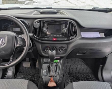 Белый Фиат Добло, объемом двигателя 2.4 л и пробегом 110 тыс. км за 10700 $, фото 1 на Automoto.ua