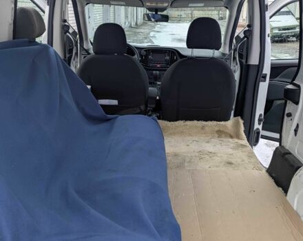 Белый Фиат Добло, объемом двигателя 2.4 л и пробегом 110 тыс. км за 10700 $, фото 6 на Automoto.ua