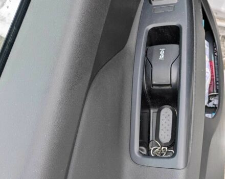 Белый Фиат Добло, объемом двигателя 2.4 л и пробегом 110 тыс. км за 10700 $, фото 4 на Automoto.ua