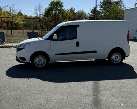 Белый Фиат Добло, объемом двигателя 1.4 л и пробегом 176 тыс. км за 5990 $, фото 11 на Automoto.ua