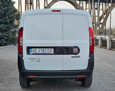 Білий Фіат Добло, об'ємом двигуна 1.2 л та пробігом 64 тис. км за 8999 $, фото 4 на Automoto.ua