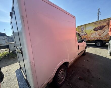 Білий Фіат Добло, об'ємом двигуна 1.6 л та пробігом 300 тис. км за 11111 $, фото 6 на Automoto.ua