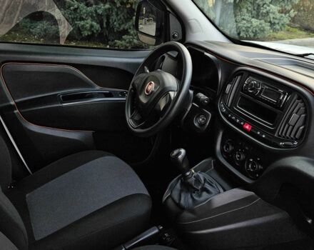 Білий Фіат Добло, об'ємом двигуна 1.2 л та пробігом 64 тис. км за 8999 $, фото 10 на Automoto.ua