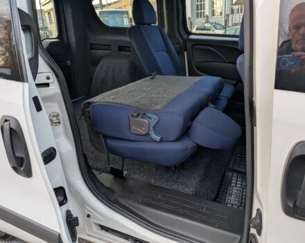 Білий Фіат Добло, об'ємом двигуна 1.3 л та пробігом 100 тис. км за 10800 $, фото 13 на Automoto.ua