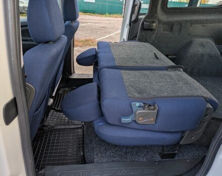 Білий Фіат Добло, об'ємом двигуна 1.3 л та пробігом 100 тис. км за 10800 $, фото 12 на Automoto.ua