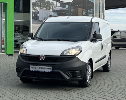 Білий Фіат Добло, об'ємом двигуна 1.6 л та пробігом 32 тис. км за 685000 $, фото 4 на Automoto.ua
