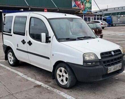 Белый Фиат Добло, объемом двигателя 1.9 л и пробегом 300 тыс. км за 2700 $, фото 1 на Automoto.ua