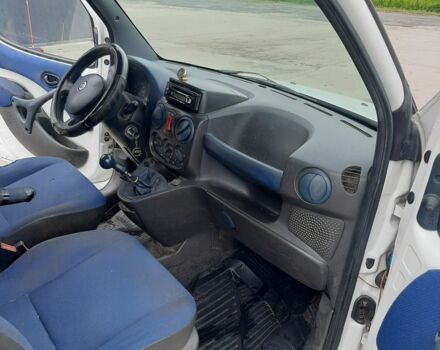 Белый Фиат Добло, объемом двигателя 0 л и пробегом 370 тыс. км за 3000 $, фото 6 на Automoto.ua