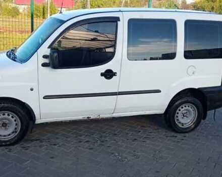 Белый Фиат Добло, объемом двигателя 1.9 л и пробегом 350 тыс. км за 2900 $, фото 7 на Automoto.ua