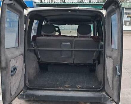 Белый Фиат Добло, объемом двигателя 1.9 л и пробегом 300 тыс. км за 2700 $, фото 4 на Automoto.ua