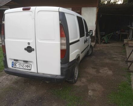 Белый Фиат Добло, объемом двигателя 1.9 л и пробегом 314 тыс. км за 2700 $, фото 8 на Automoto.ua