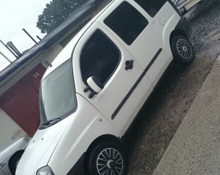 Белый Фиат Добло, объемом двигателя 1.9 л и пробегом 374 тыс. км за 2700 $, фото 4 на Automoto.ua