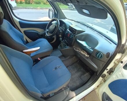 Белый Фиат Добло, объемом двигателя 1.9 л и пробегом 374 тыс. км за 2700 $, фото 2 на Automoto.ua