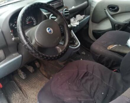 Білий Фіат Добло, об'ємом двигуна 1.6 л та пробігом 400 тис. км за 1750 $, фото 2 на Automoto.ua